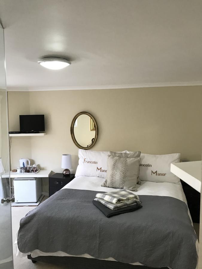 ヘルマナス Francolin Manor Bed & Breakfast エクステリア 写真