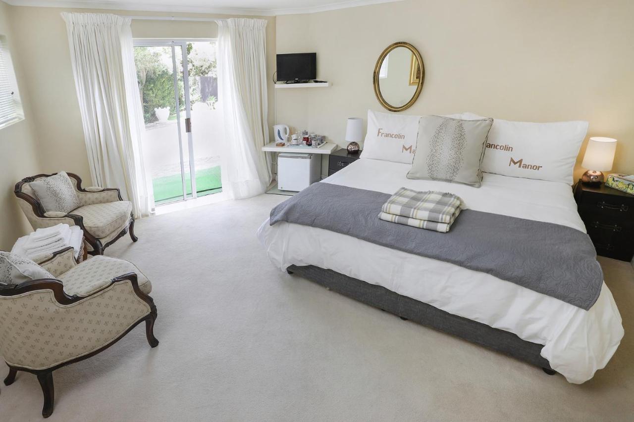 ヘルマナス Francolin Manor Bed & Breakfast エクステリア 写真
